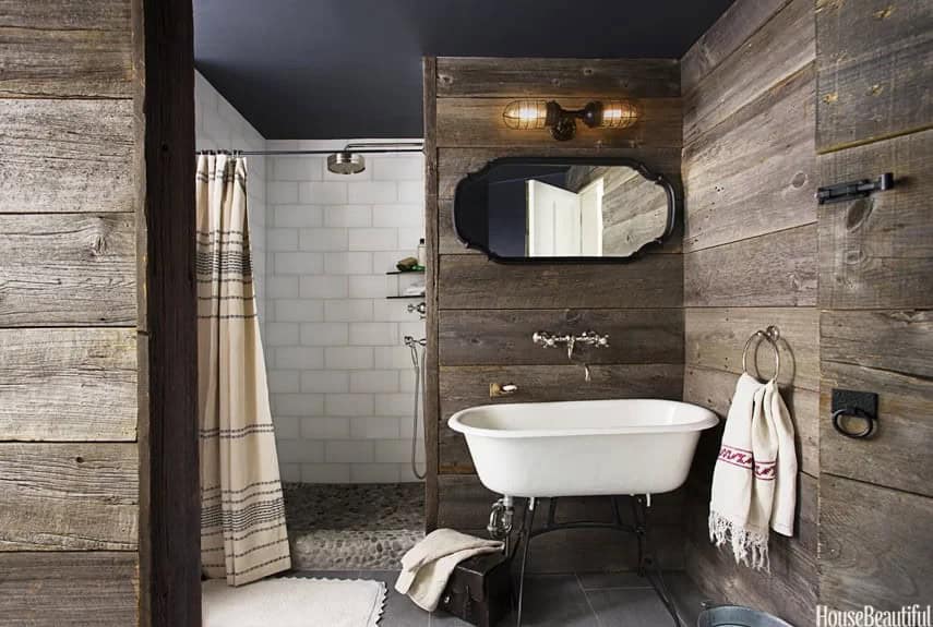 Upscale Boathouse Bath with Shiplap Paneling