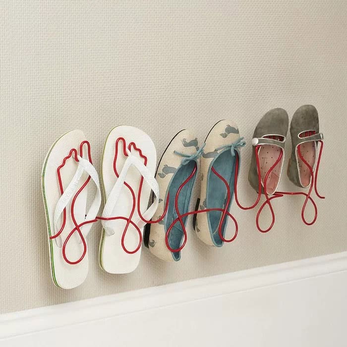 Footprint Wire Shoe Rack