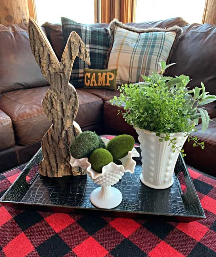 Decorative Farmhouse Easter Tray Display