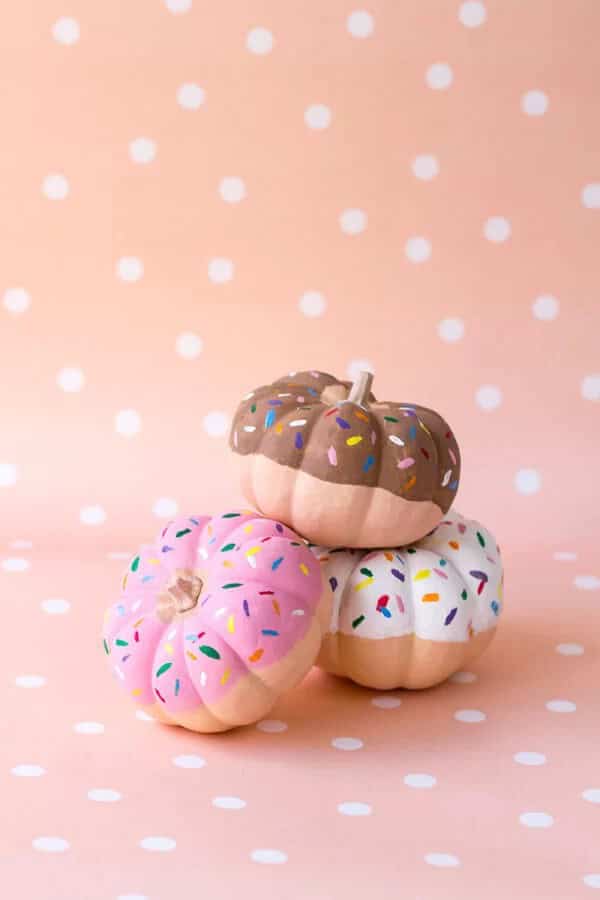 Cute Halloween Painted Pumpkin Décor