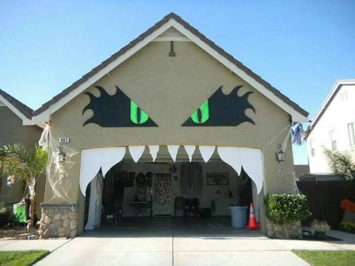 Another Monstrous Garage Door for Halloween!