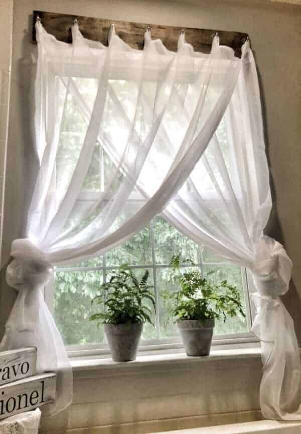 Expensive-Looking DIY Board and Hook Curtains for Living Rooms