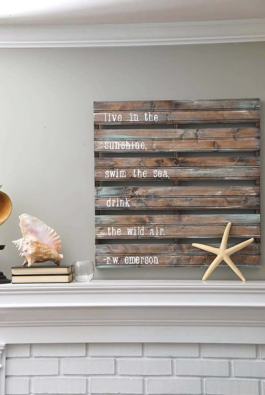 Stenciled Palette Sign with Inspirational Saying