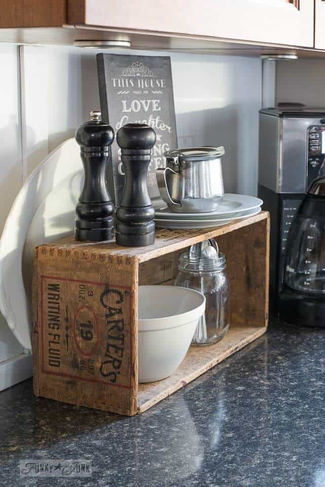 Self-Serve Condiment and Flatware Crate