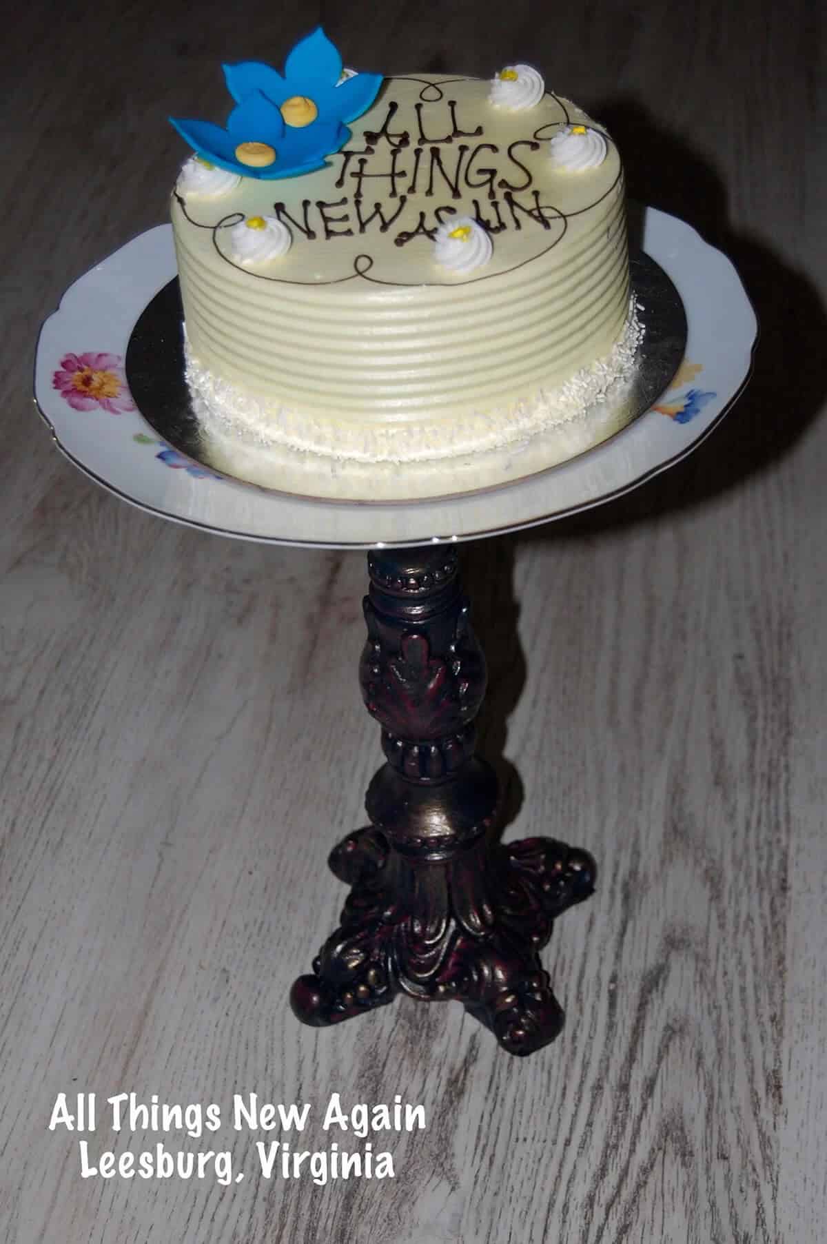 DIY Broken Upcycling Lamps Cake Plate Idea