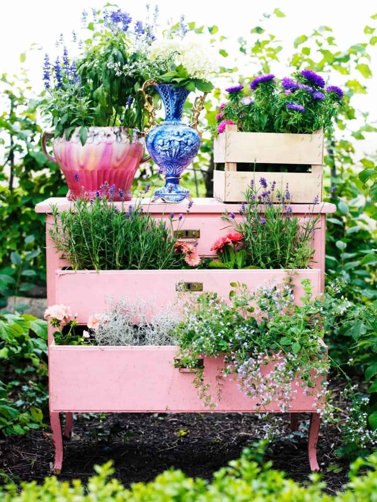 Pretty Vintage Garden Container