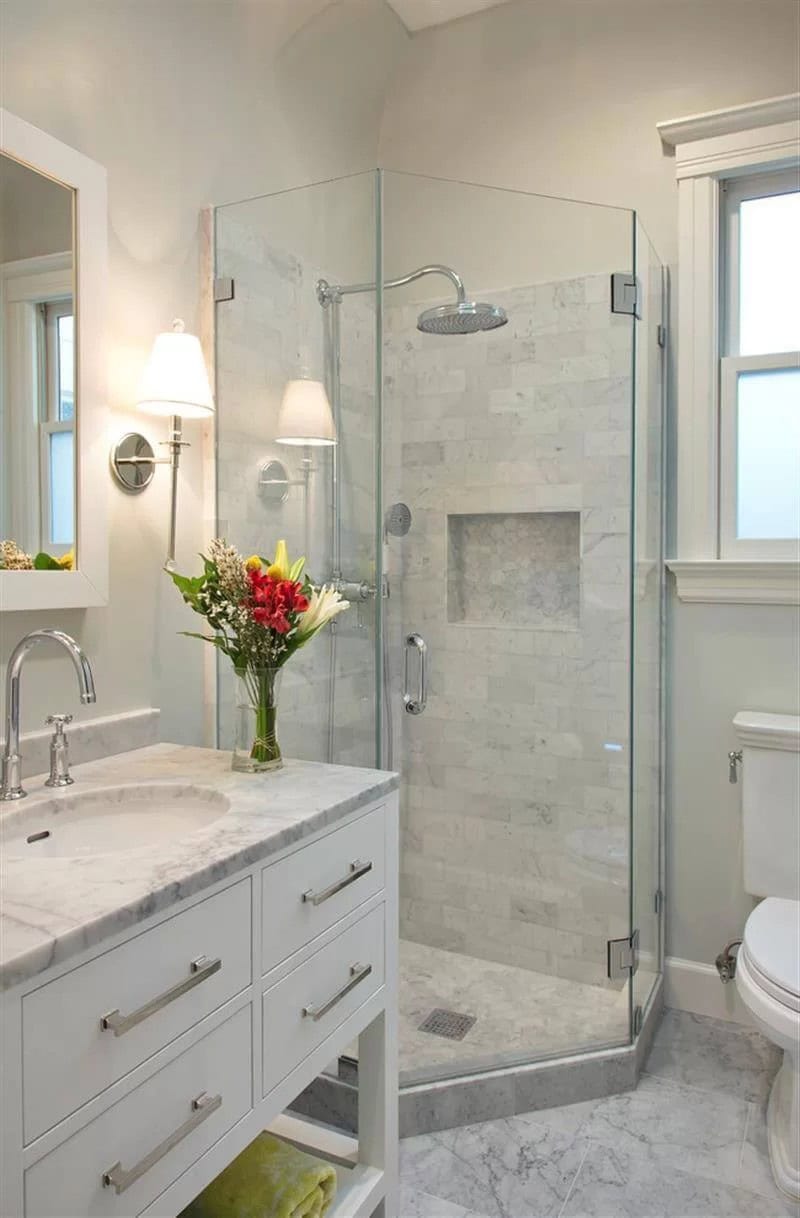 Calming White Marble Small Bathroom Ideas