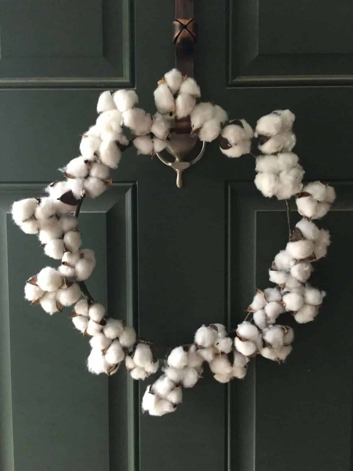 Bunches of Blooming Cotton Simple Wreath