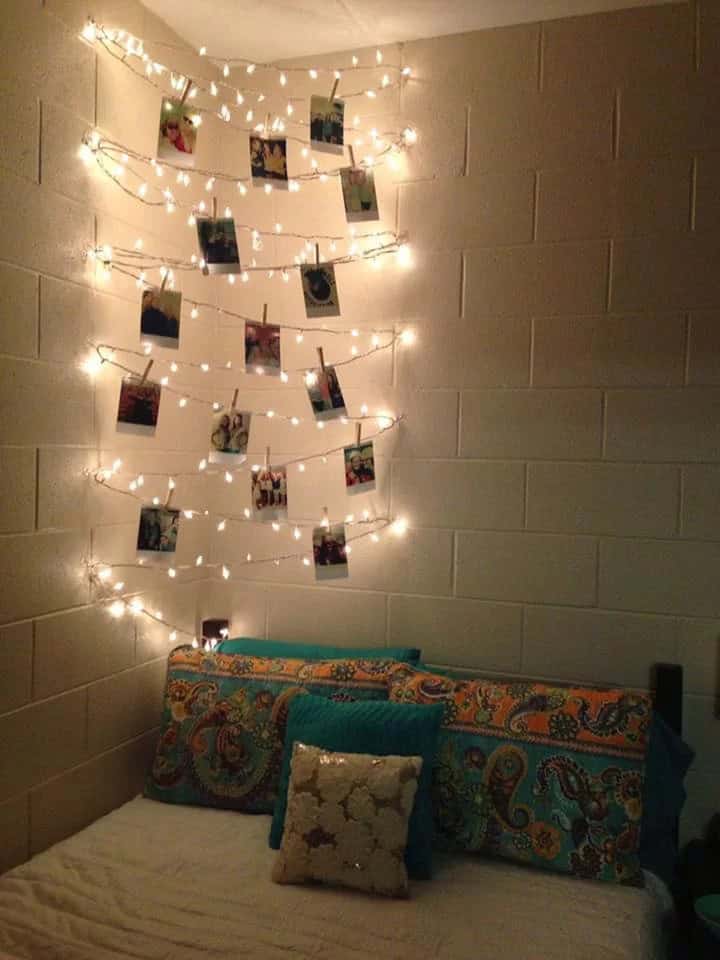 Displaying Photos is a Breeze with String Lights Design Ideas Like This