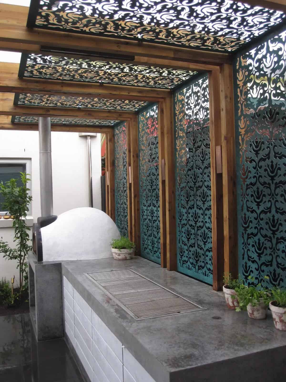 Mediterranean Screen Style Pergola