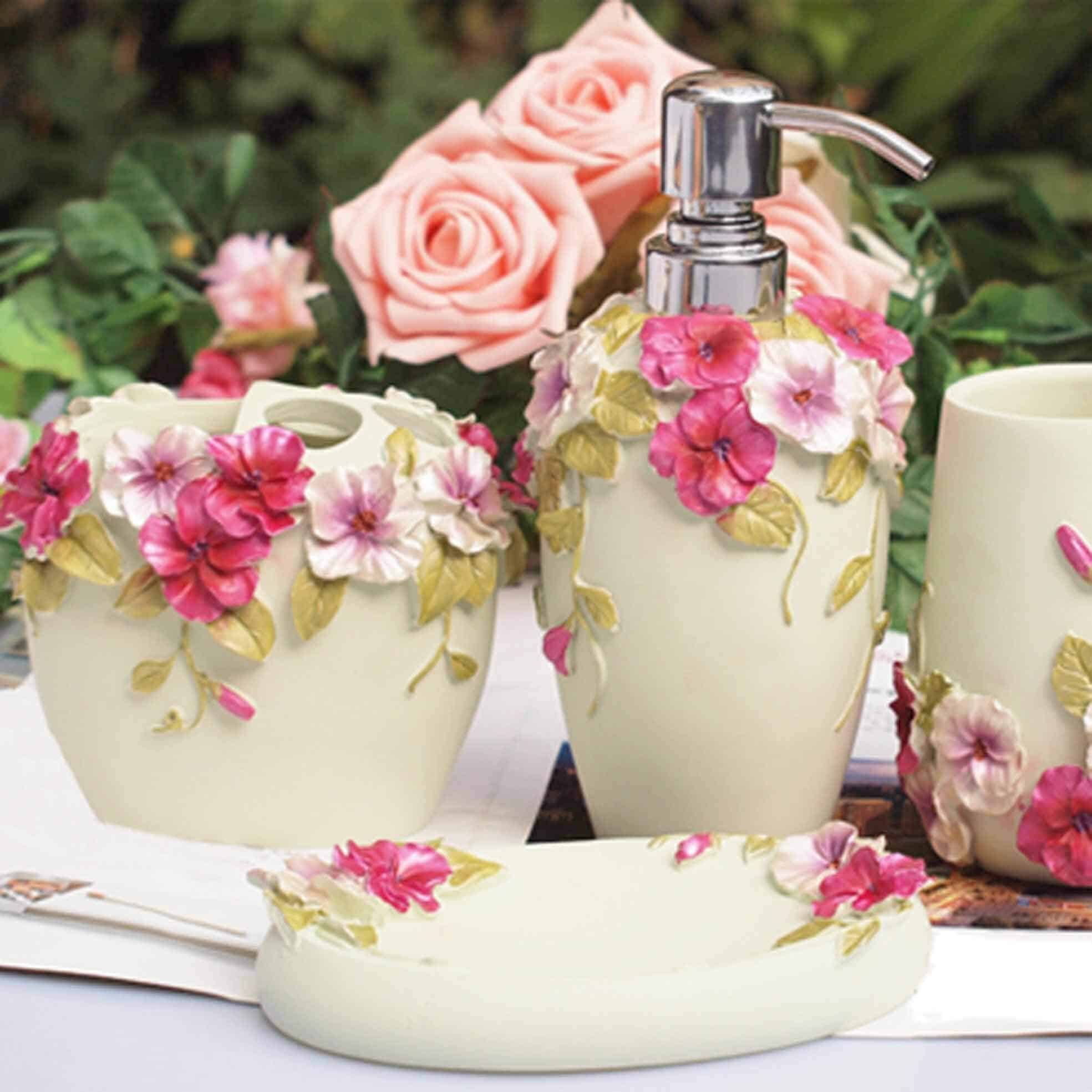 Pretty Floral Design Bathroom Accessories