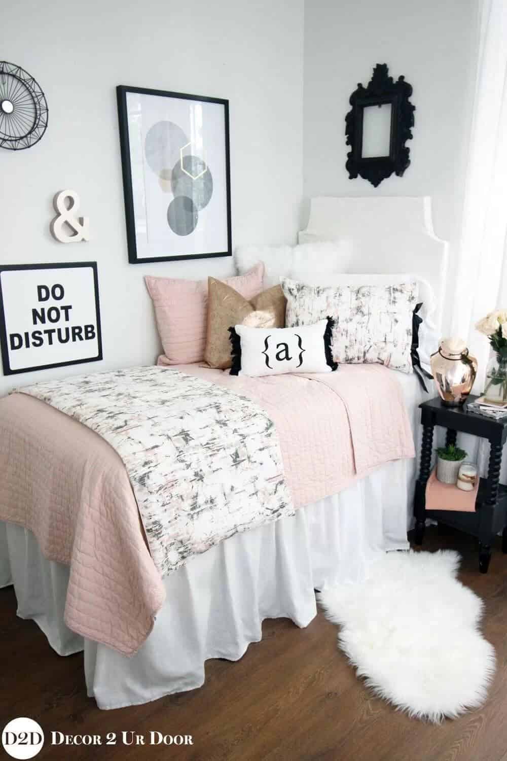 Dorm Room Chic Bedding