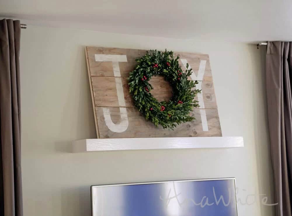 DIY “Joy” Wreath Wooden Sign