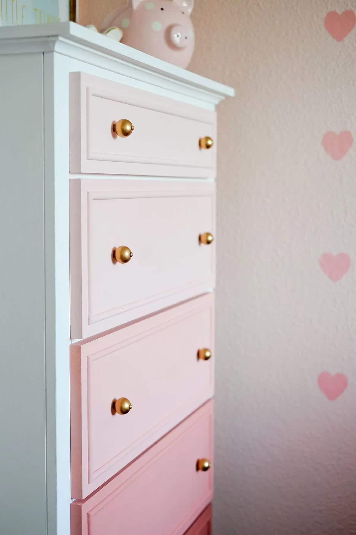 Love-Me-Peony Graded Chest Of Drawers