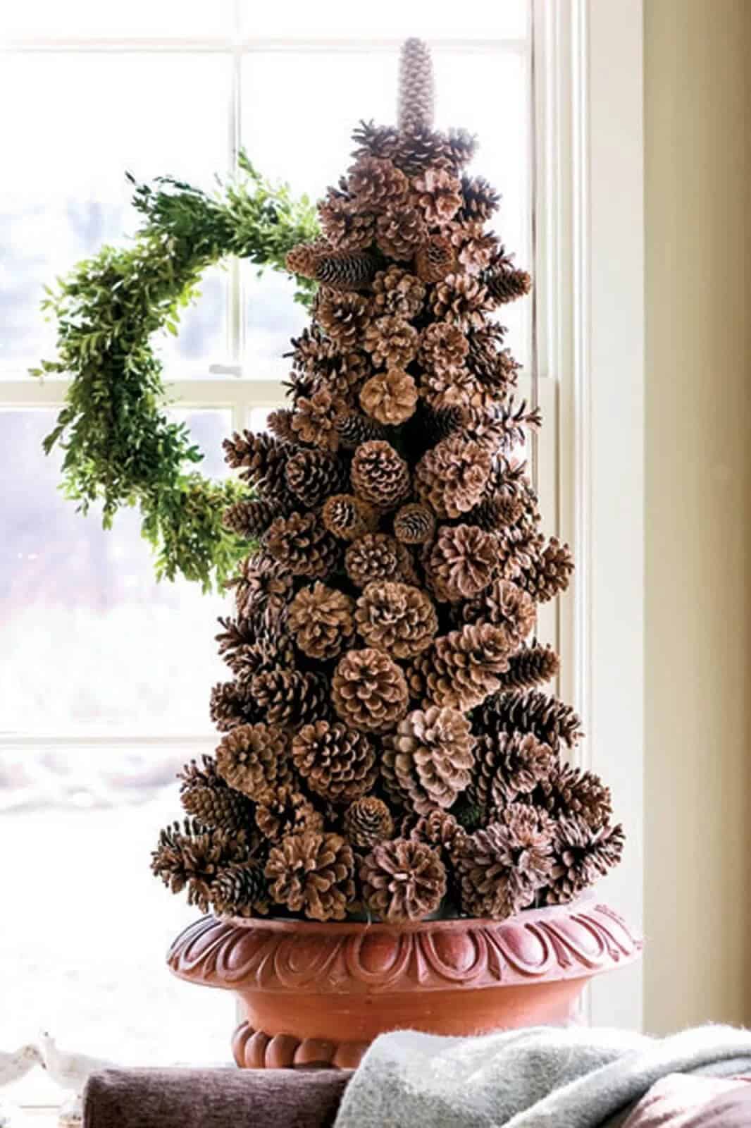 Pine Cone Holiday “Tree”