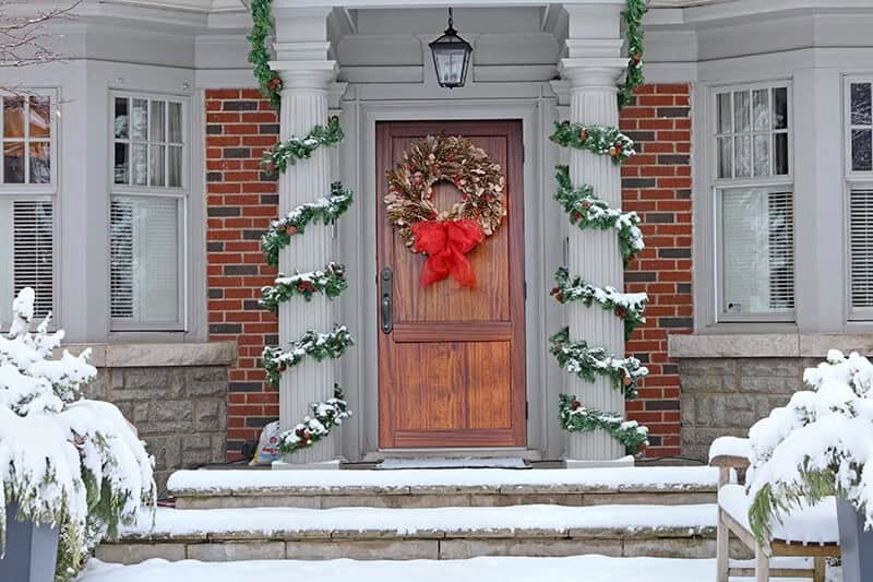 What is the best size for a Christmas wreath?