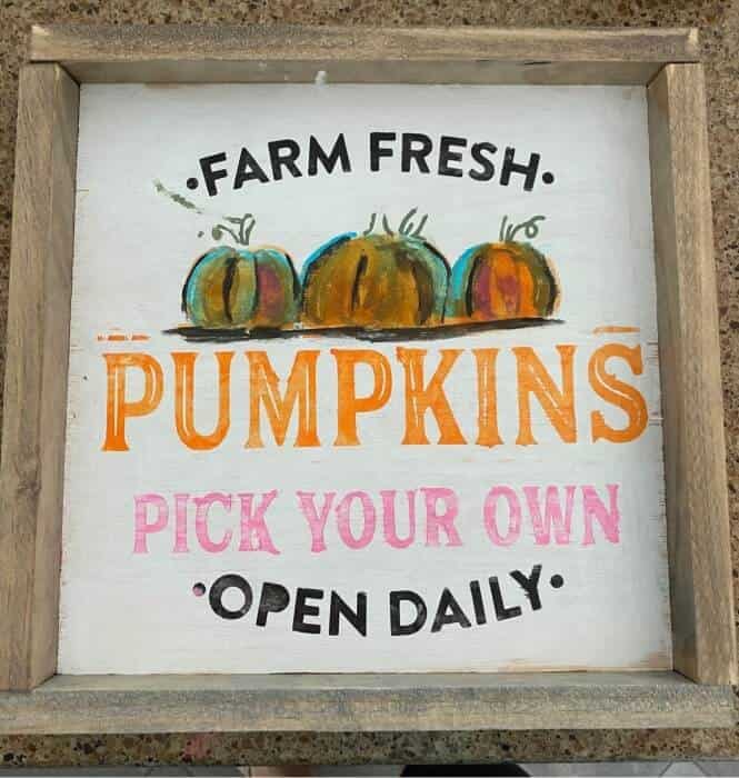 Stenciled and Sweet Farm Fresh Pumpkin Sign