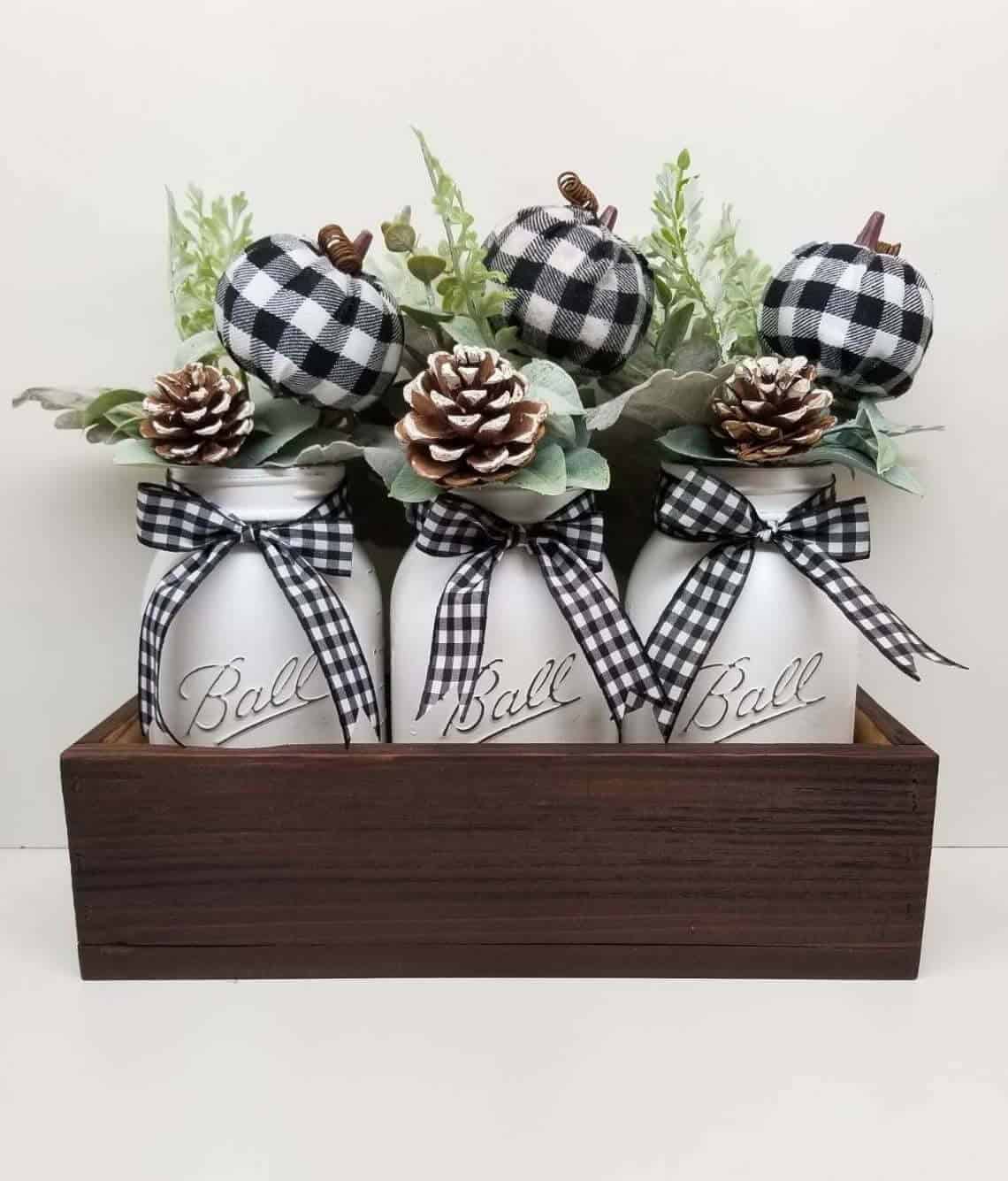 Eye-catching and Splendid Buffalo Check Fall Centerpiece