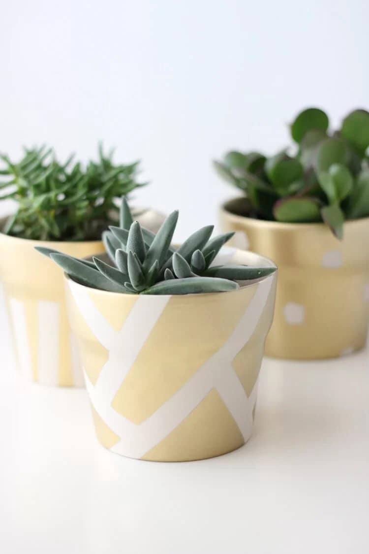 Elegant Gold Flower Pot Painting Ideas