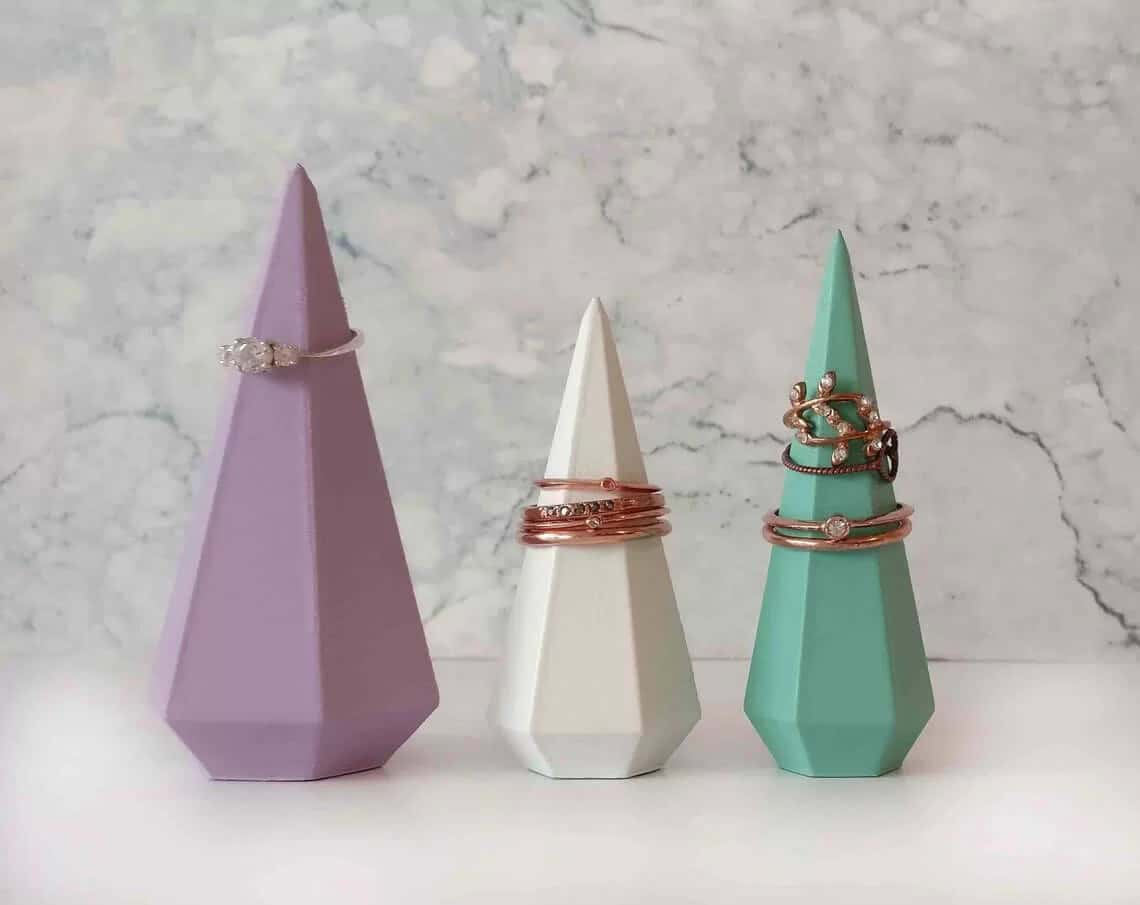 Simple 3-D Printed Geometric Cone Ring Tree