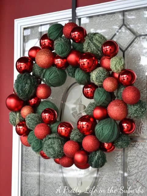 Contemporary Green and Red Decorative Ornaments