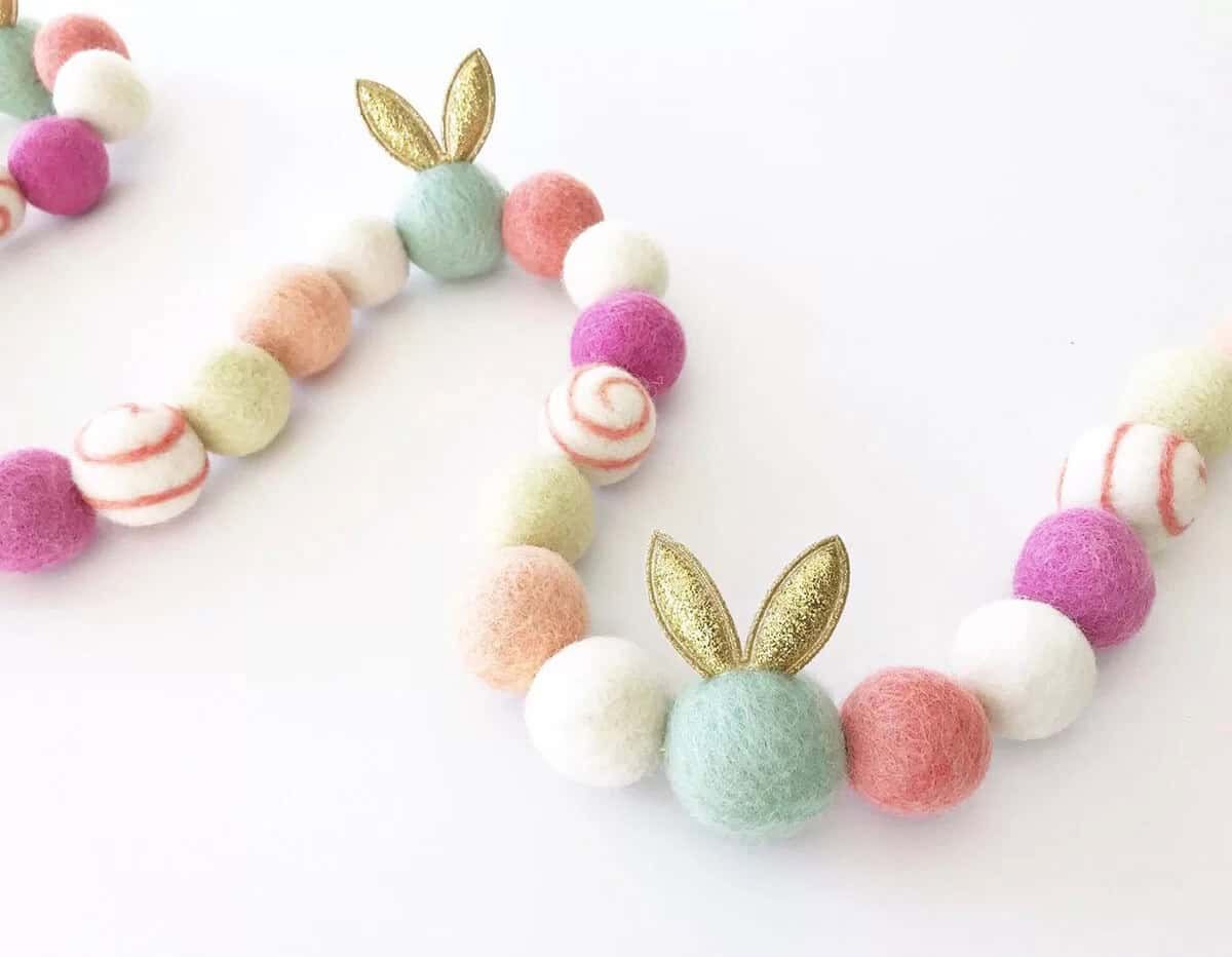 Cheery Felt Ball and Bunny Garland