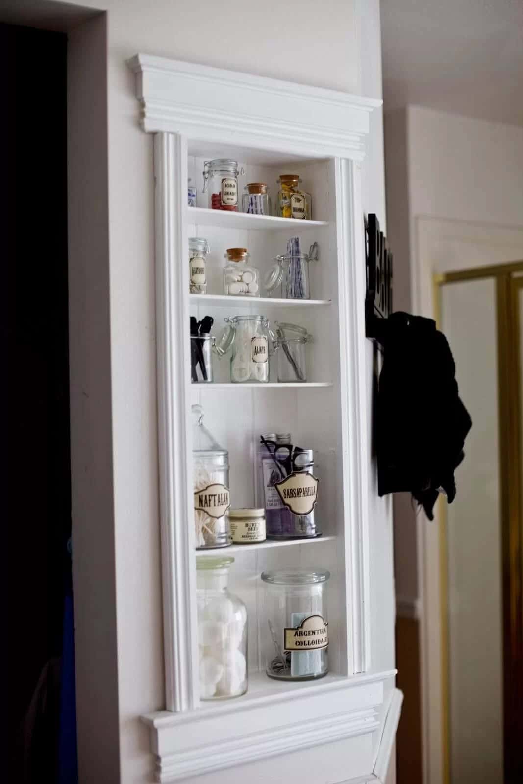 Pretty Jars Can Dress up Bathroom Storage