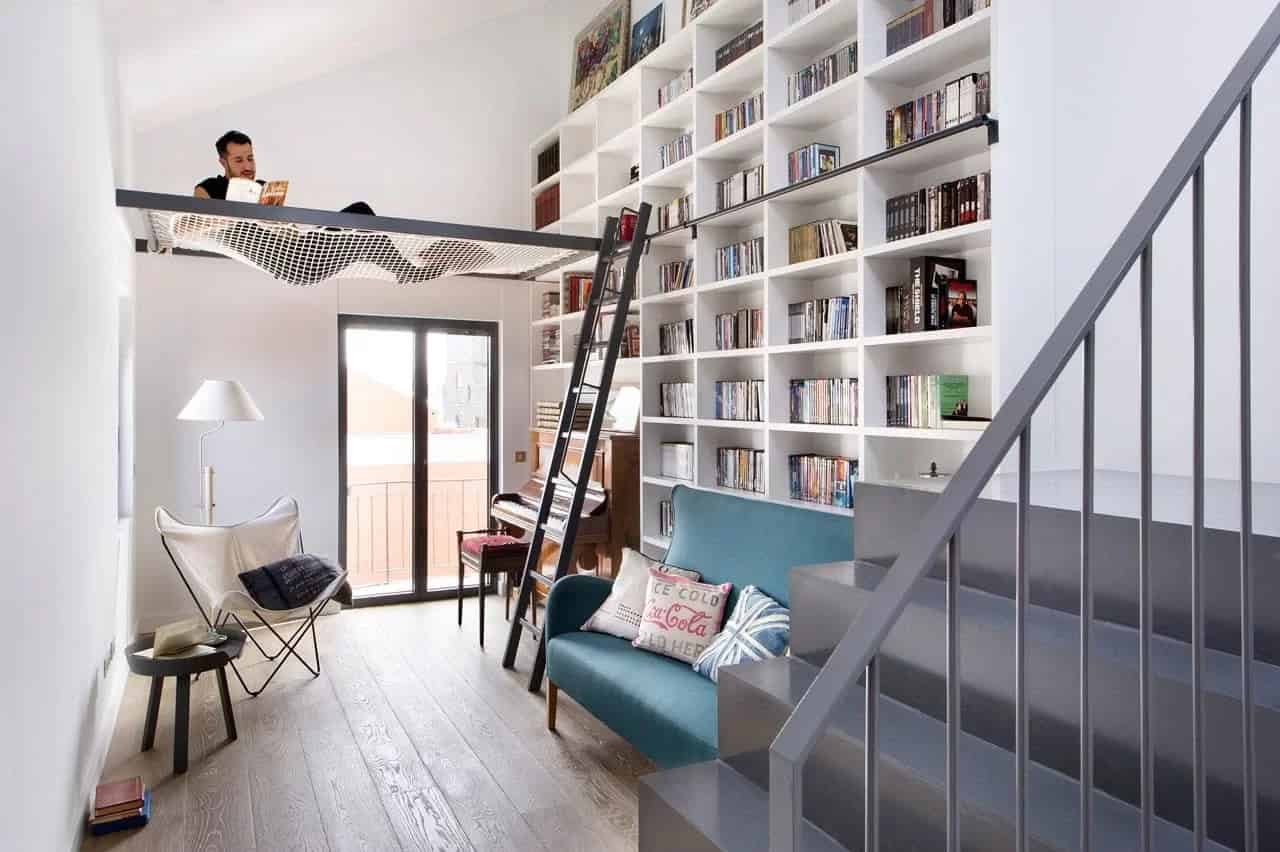 Luxury Library with Ladder and Net