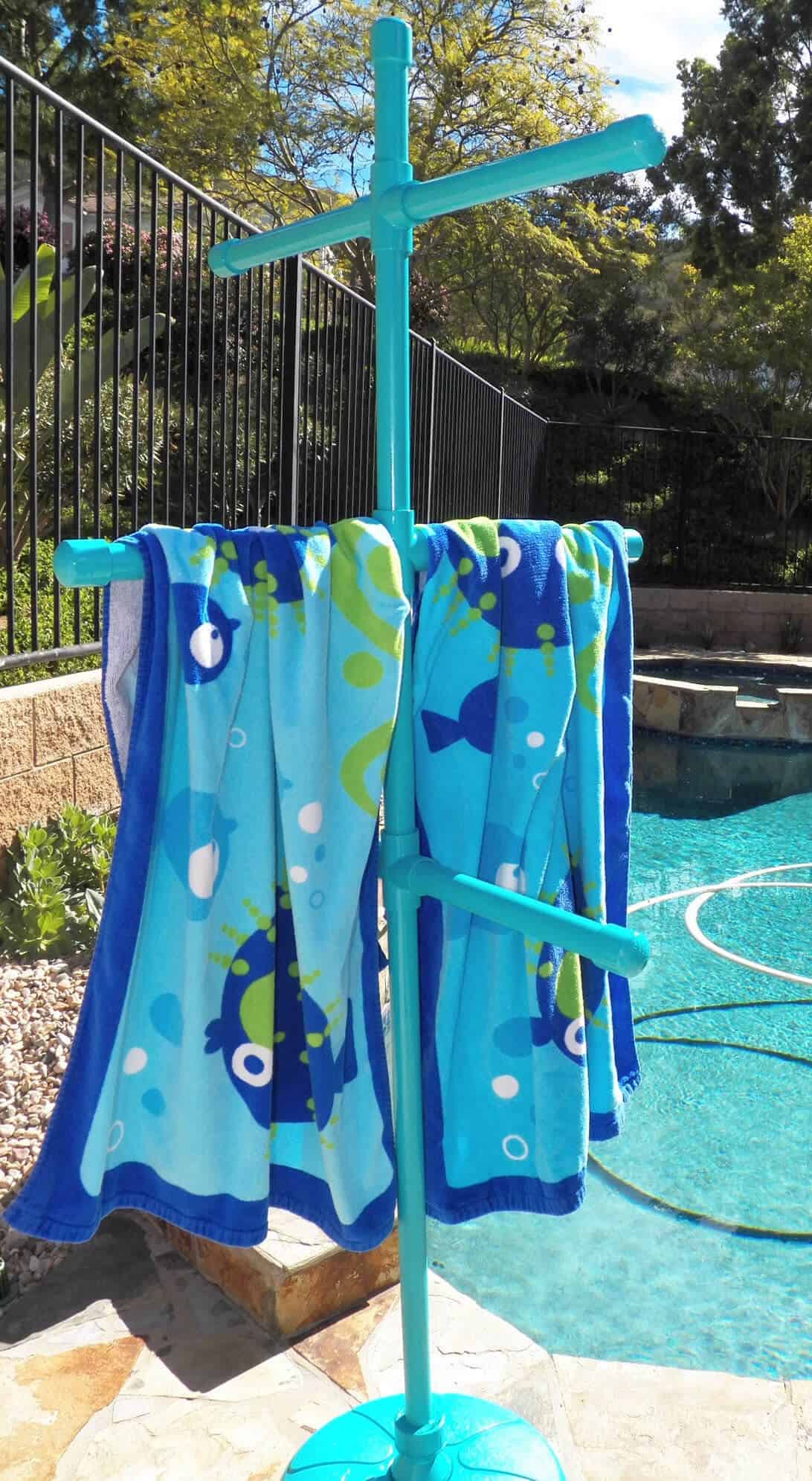 Colorful DIY Towel Tree