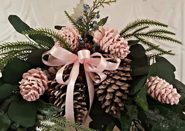 Pretty Pinecone and Rustic Greenery Spray