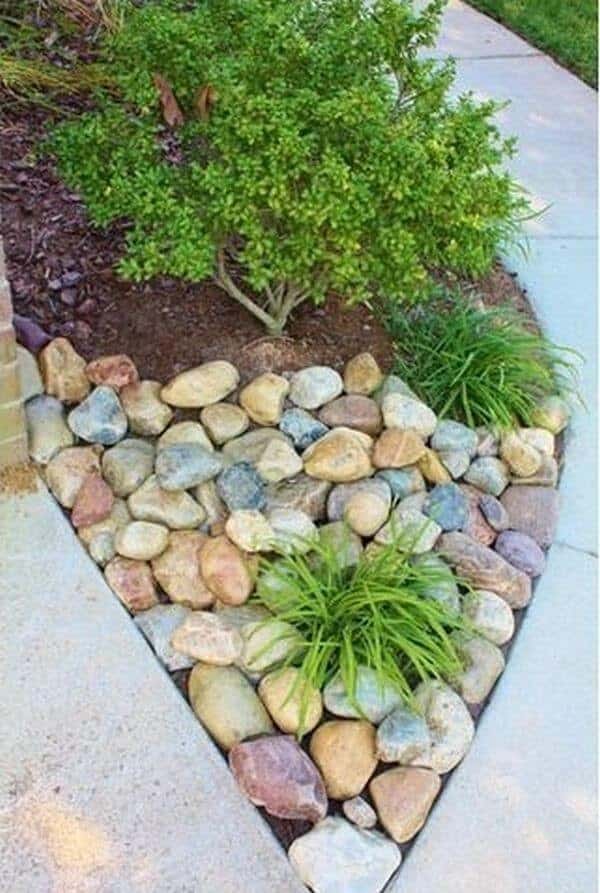 Beautiful River Stone Mulch Alternative