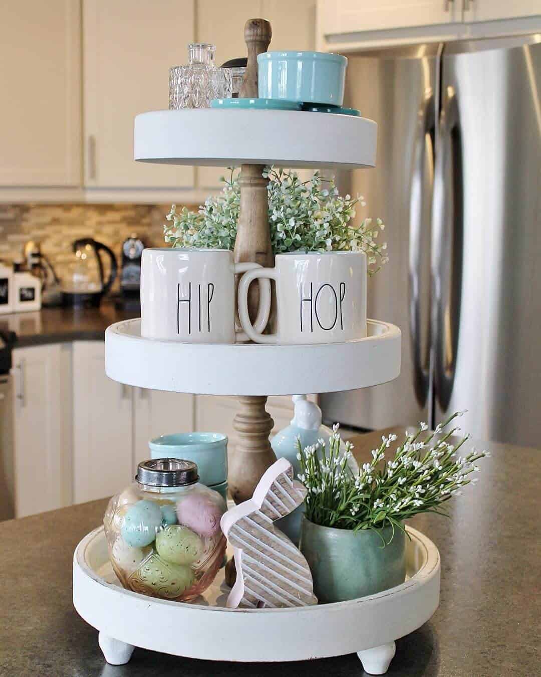 Easter Themed Mugs with Baby’s Breath