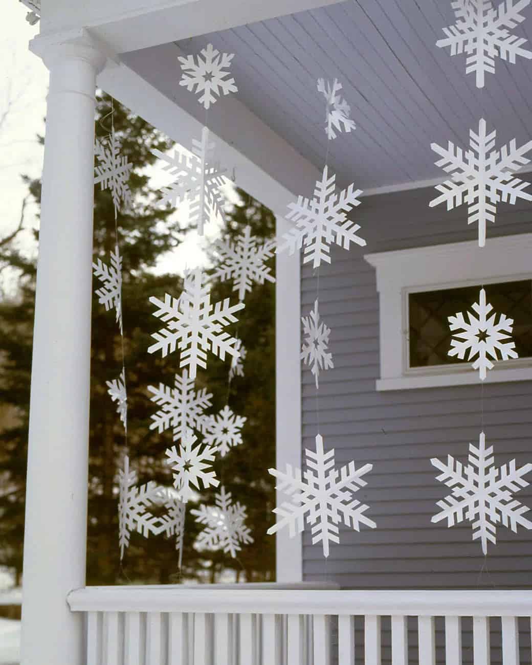 Paper Snowflake Strings