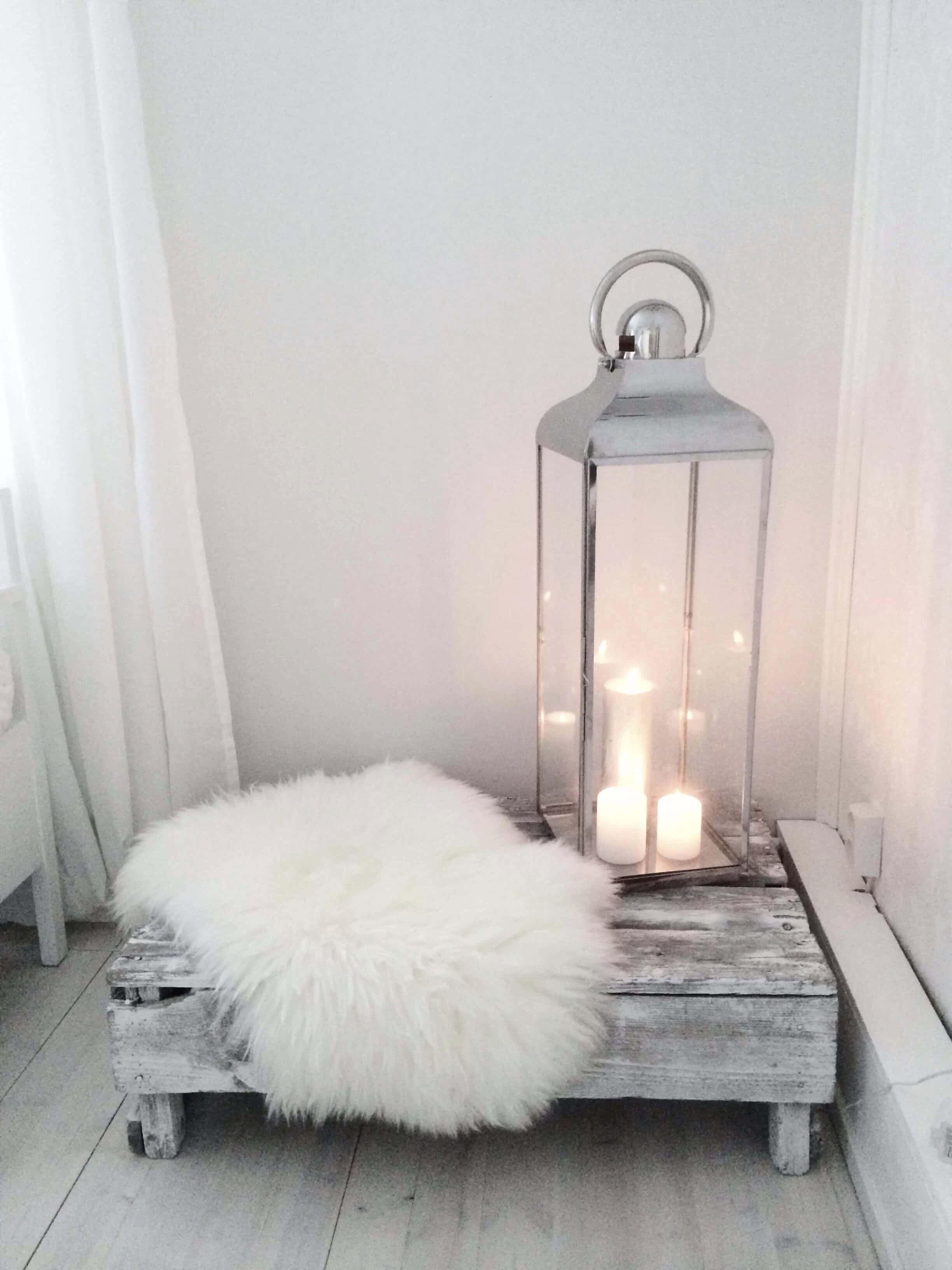 Minimalist Meets Rustic Lantern Arrangement